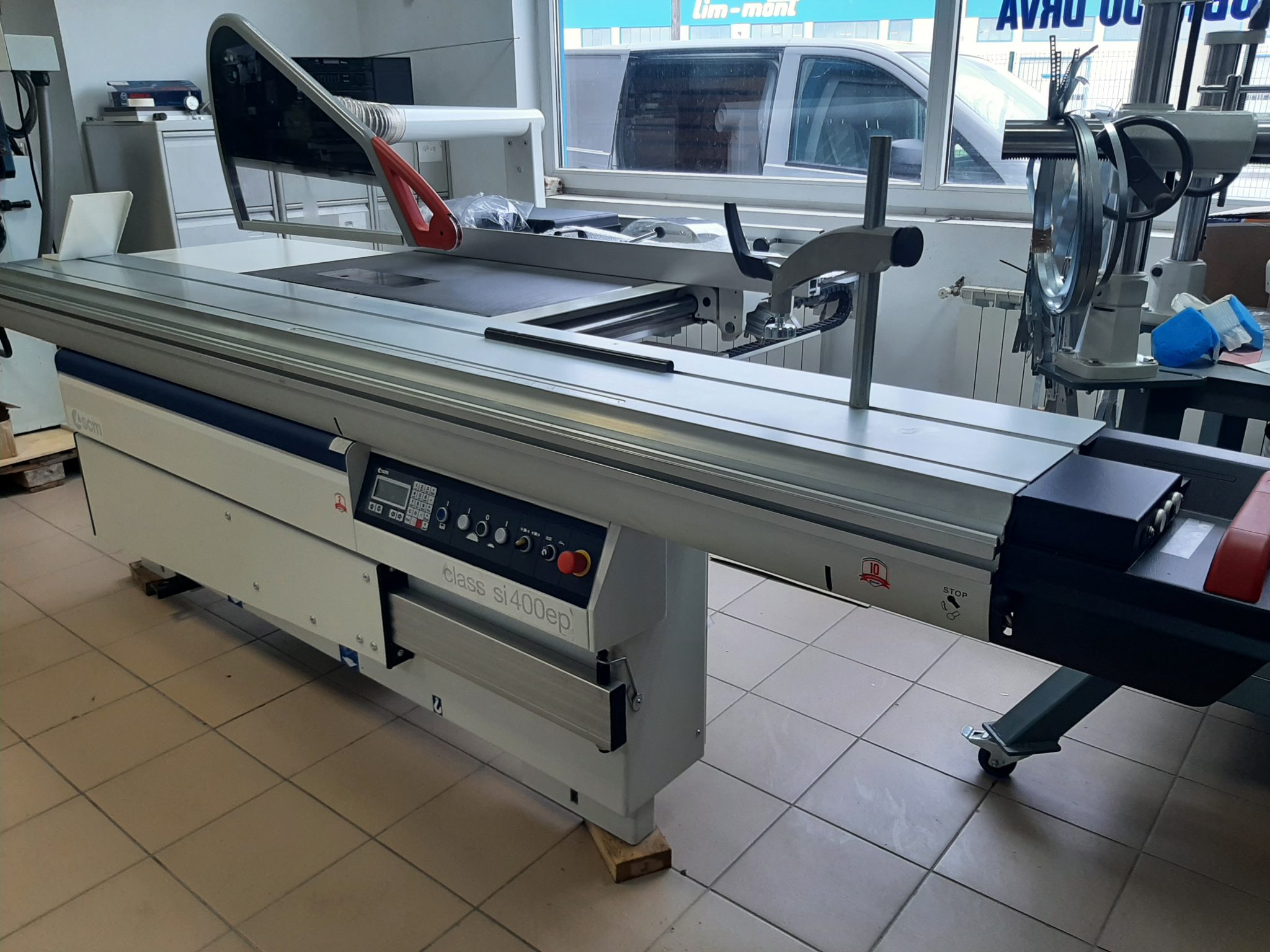 FORMATNA PILA SCM SI 400 EP